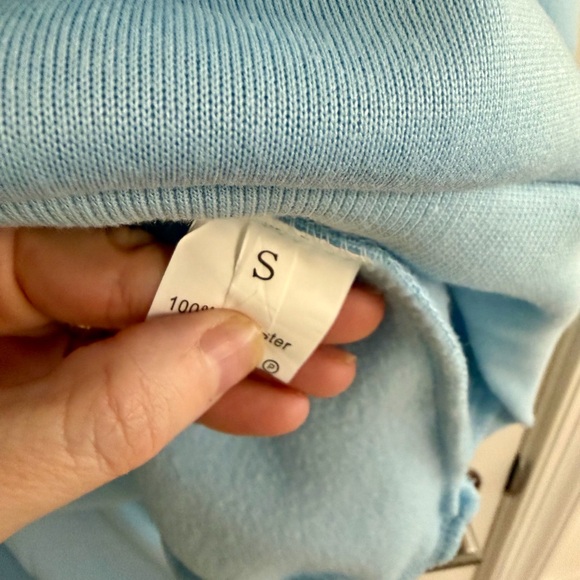 Women’s track suit - Picture 8 of 8